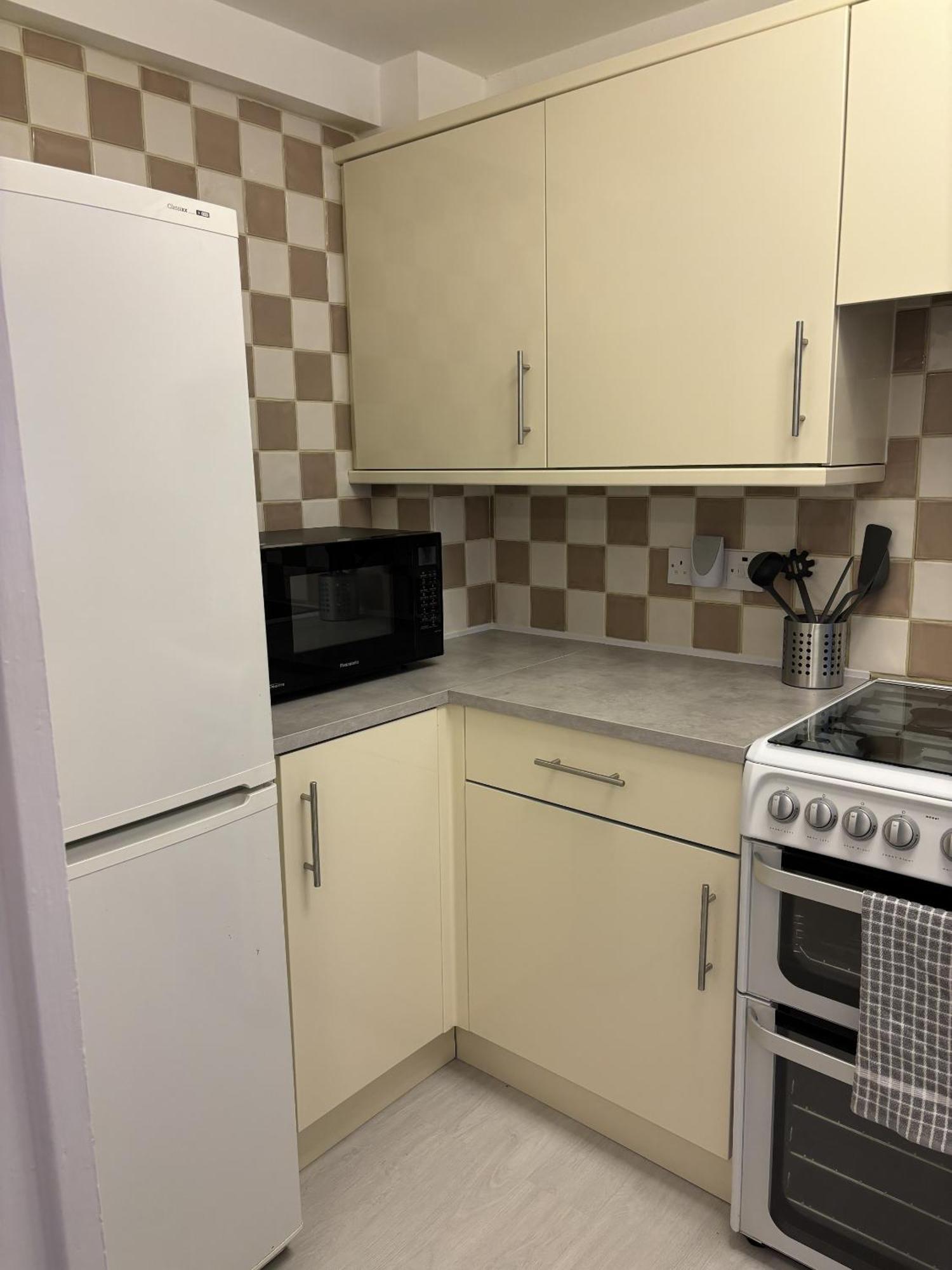 Villa Cosy Corner - 2 Beds, Free Parking, Next To Southampton General Hospital Exterior foto