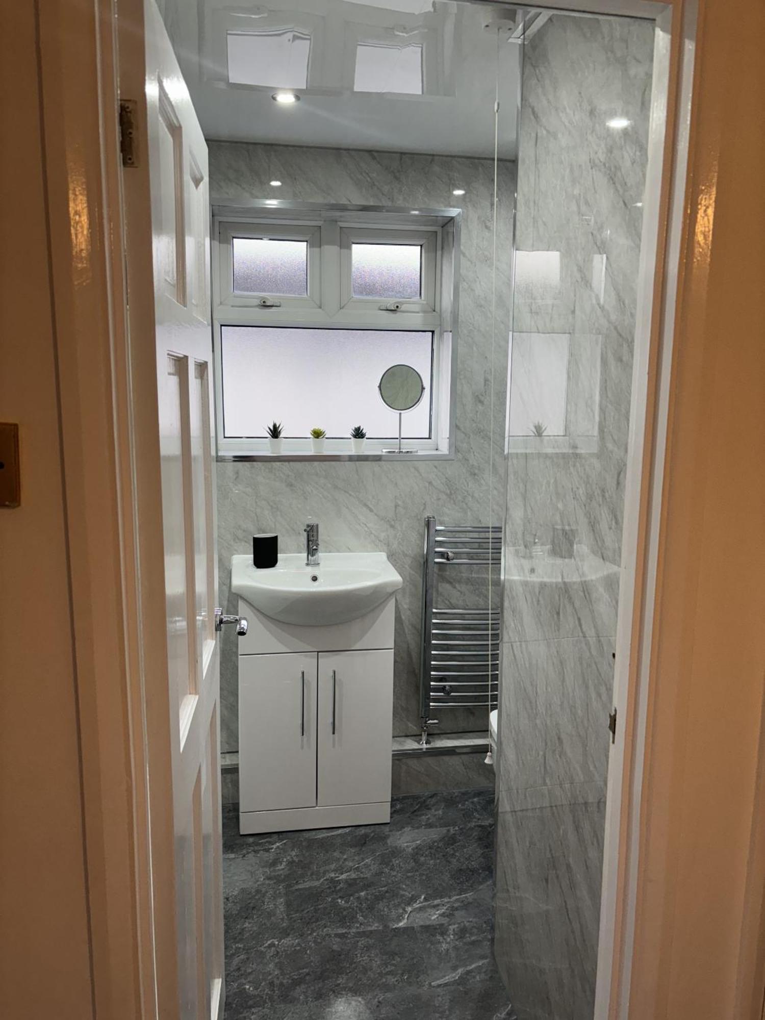 Villa Cosy Corner - 2 Beds, Free Parking, Next To Southampton General Hospital Exterior foto